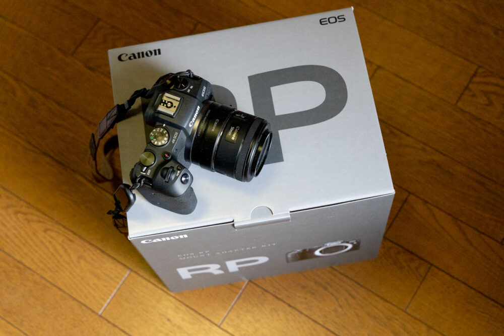 RF24-240mm F4-6.3 IS USMを待てないのでキヤノンEOS RPを先行購入。R