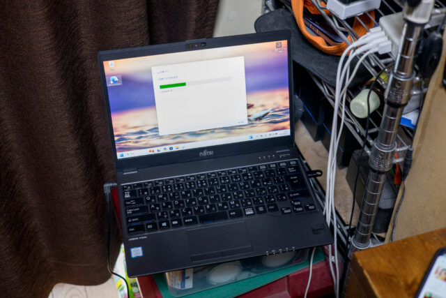 超軽量FMV Lifebook U938/S（799g）を2.5万円で買ってLinuxで使う。